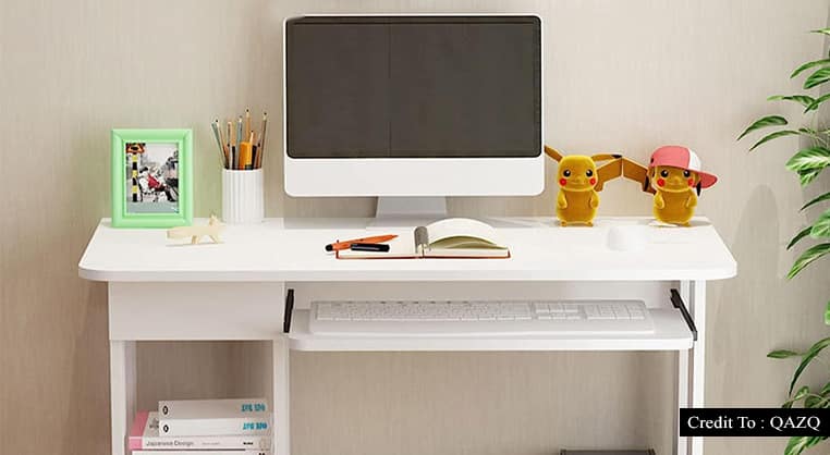minimalist desk