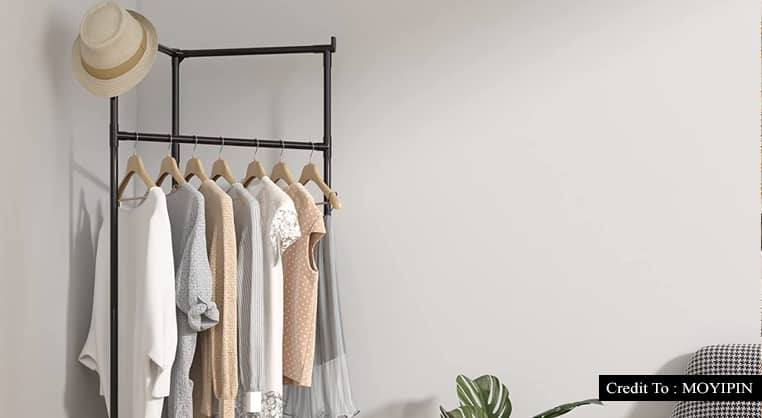 corner clothes rack